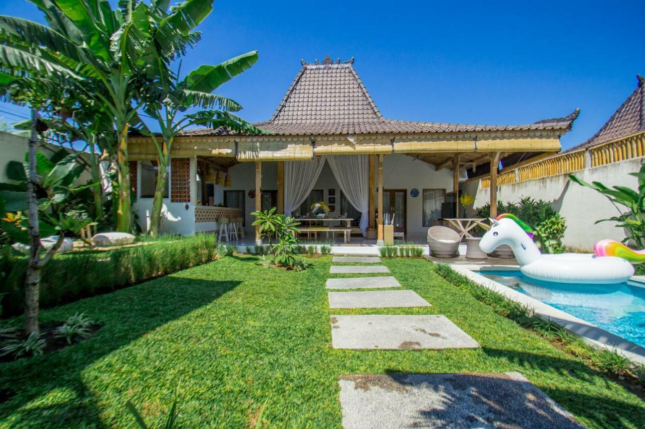 Villa Orked 1 Seminyak  Exterior photo
