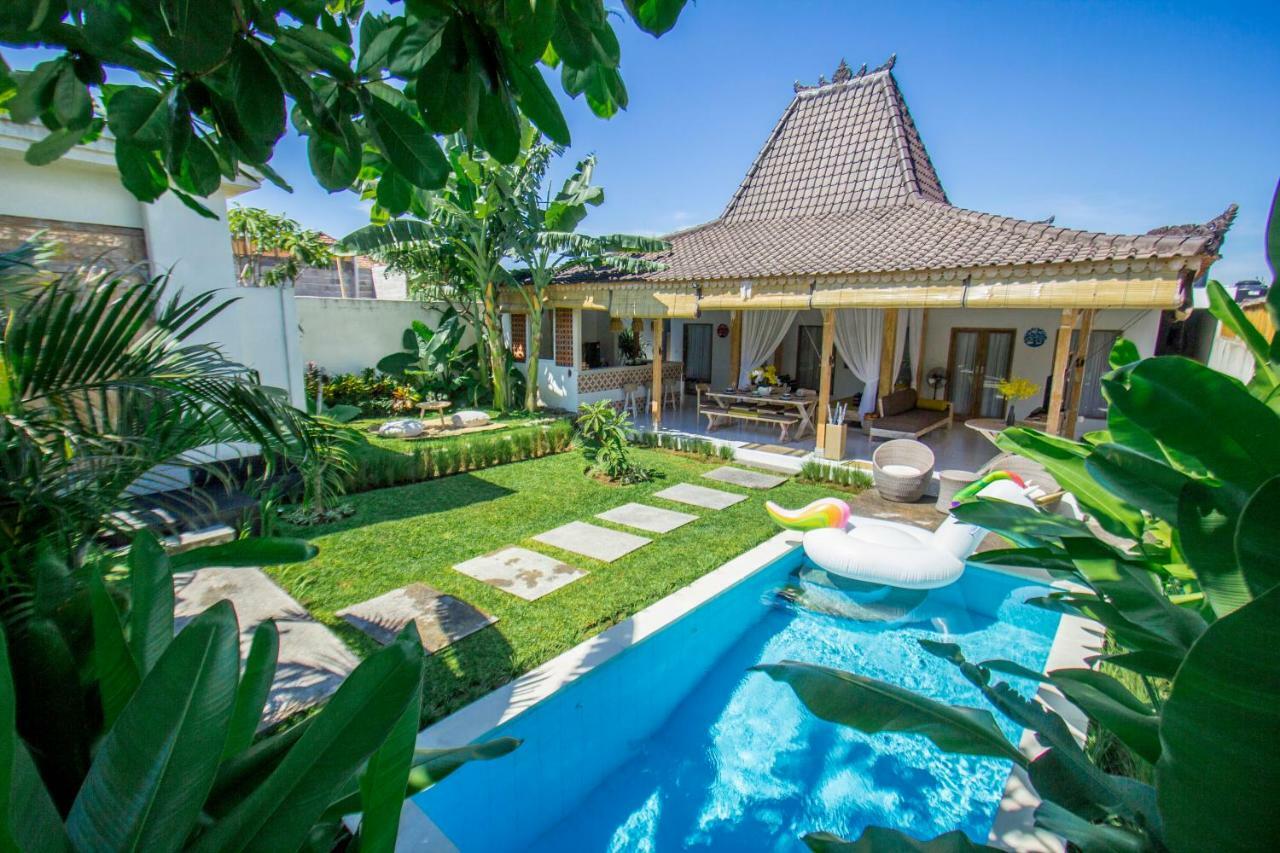 Villa Orked 1 Seminyak  Exterior photo